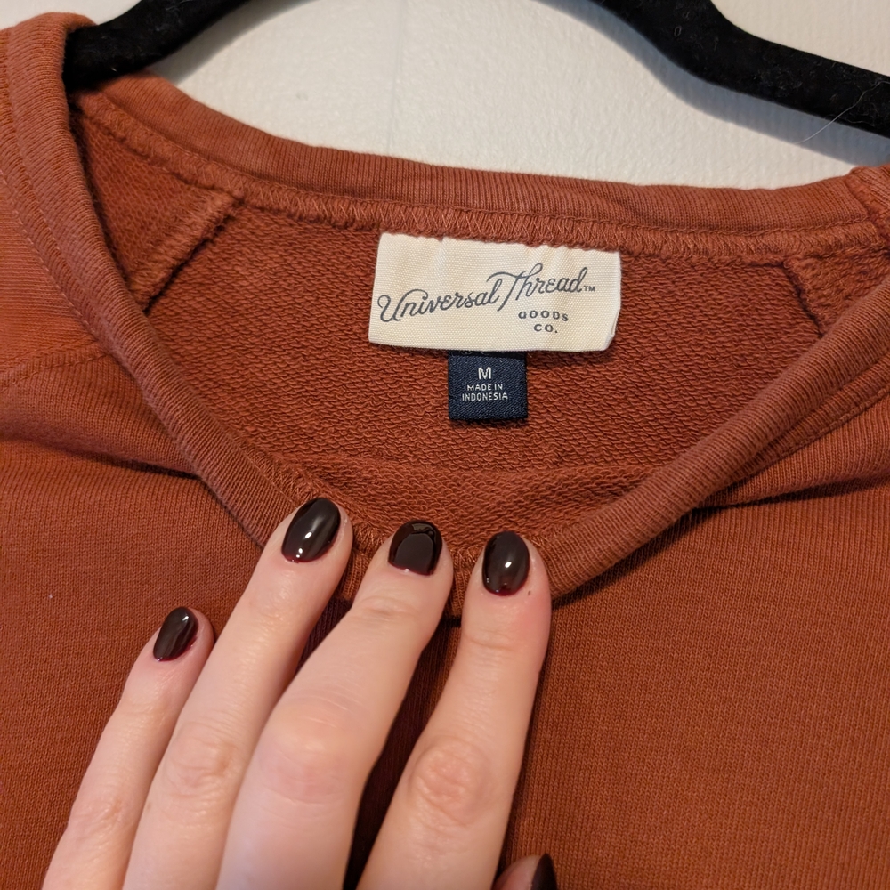 Universal Thread Matching Sweat Set